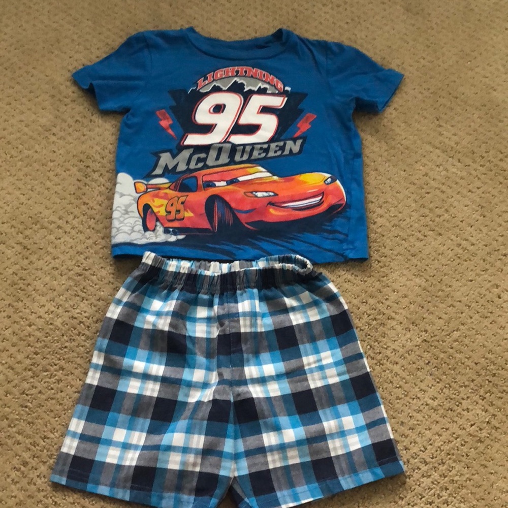 Carter’s 2T bundle clothes - Picture 6 of 7